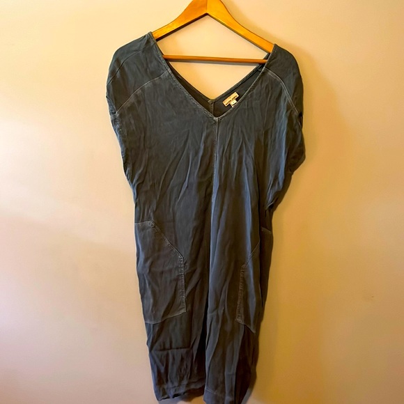 HOLDING HORSES Dresses & Skirts - Rayon dress chambray/gray color with pockets by Holding Horses